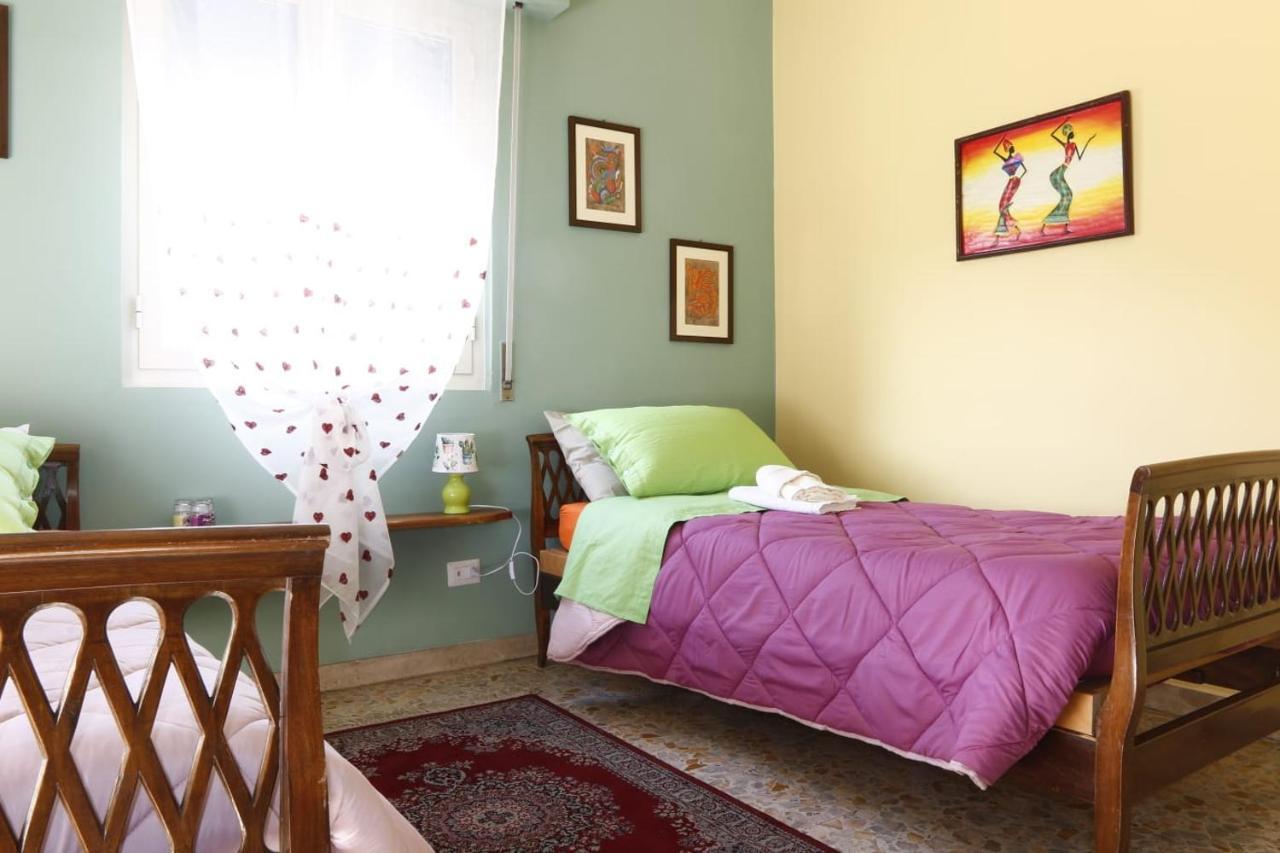 Casa Di Nonna Signorina Bed & Breakfast Giarre Bagian luar foto