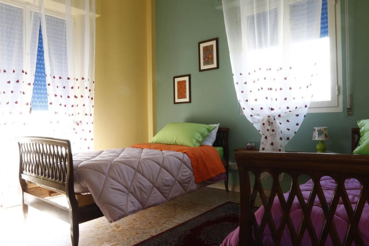 Casa Di Nonna Signorina Bed & Breakfast Giarre Bagian luar foto