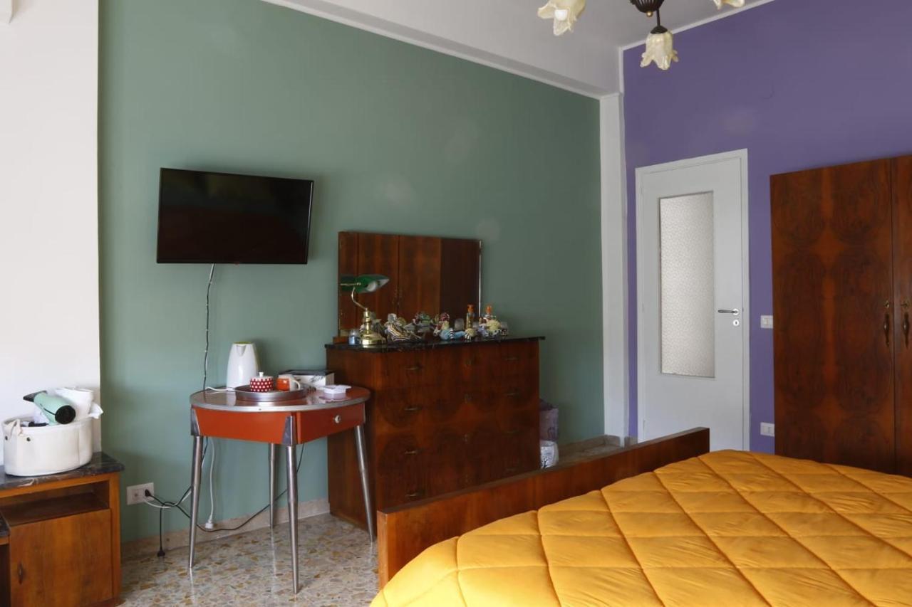 Casa Di Nonna Signorina Bed & Breakfast Giarre Bagian luar foto