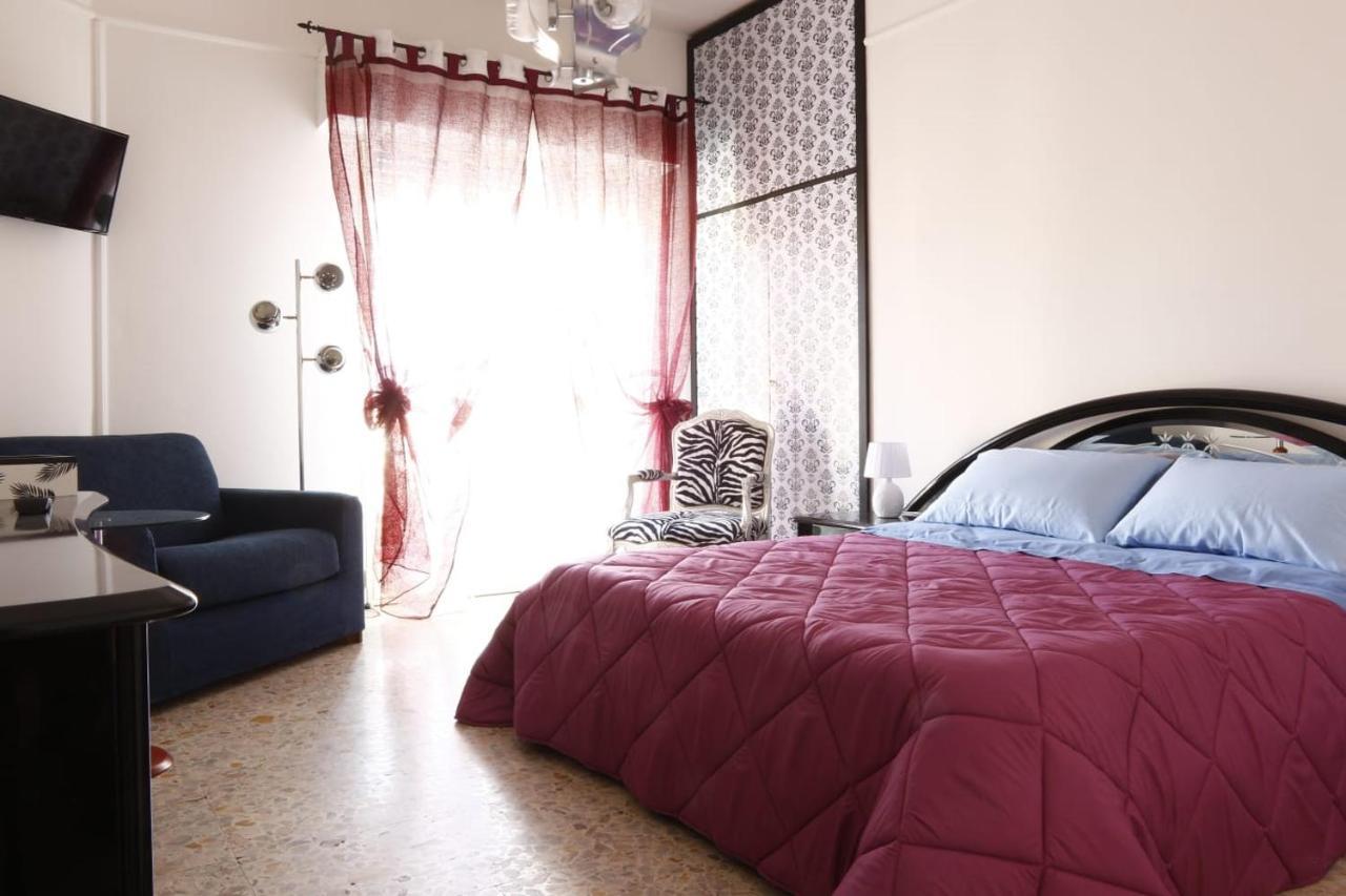 Casa Di Nonna Signorina Bed & Breakfast Giarre Bagian luar foto
