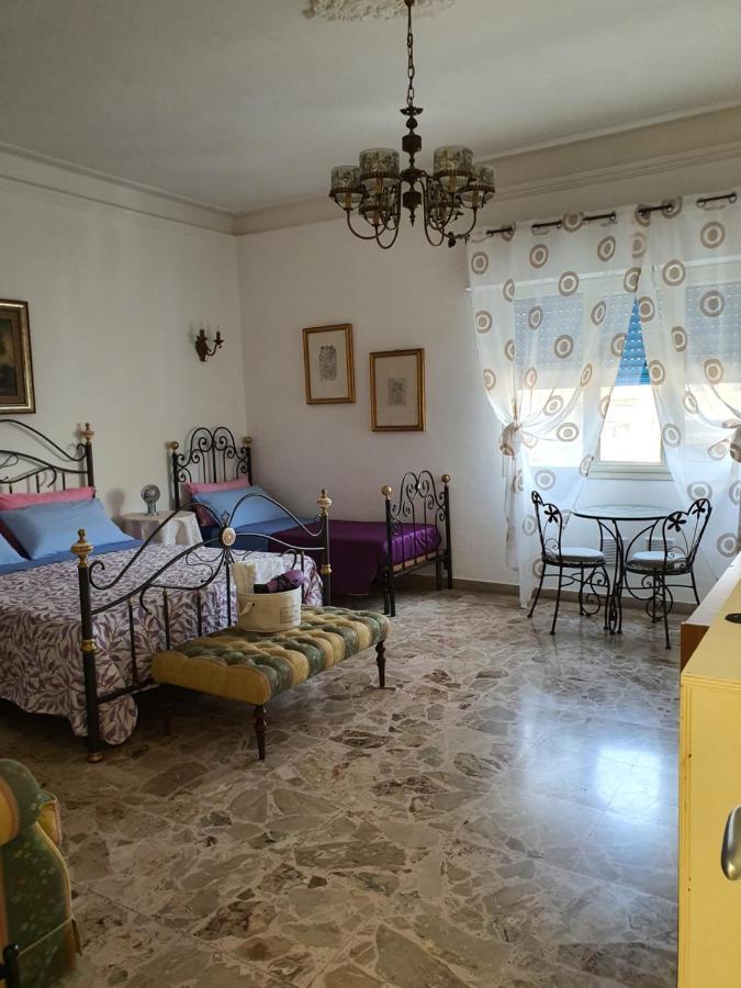 Casa Di Nonna Signorina Bed & Breakfast Giarre Bagian luar foto